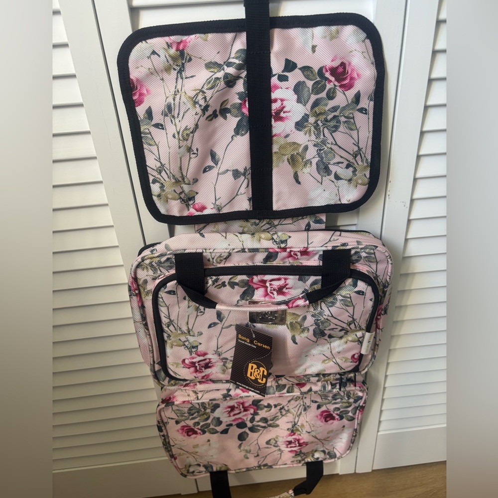 Pink floral travel bag - Picture 2 of 6